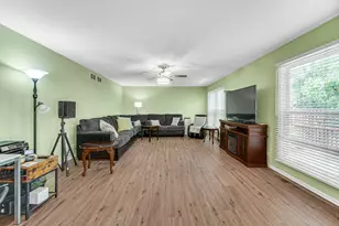 1940 Waverly Ln, Algonquin, IL 60102 - Photo 5