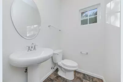 212 Commerce Street E, Aurora, IL 60504 - Photo 7