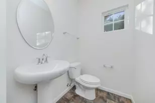 212 Commerce Street E, Aurora, IL 60504 - Photo 7