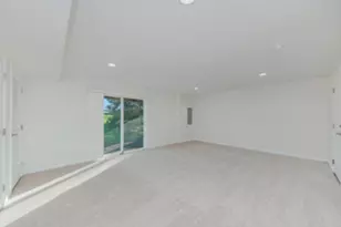 212 Commerce Street E, Aurora, IL 60504 - Photo 15