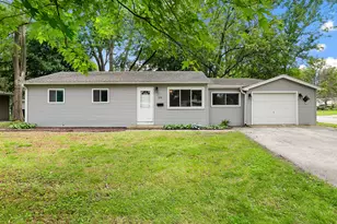231 W 35th St, Steger, IL 60475 - Photo 1