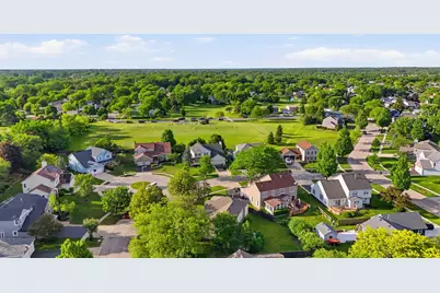 4310 Forest Glen Drive, Hoffman Estates, IL 60192 - Photo 33