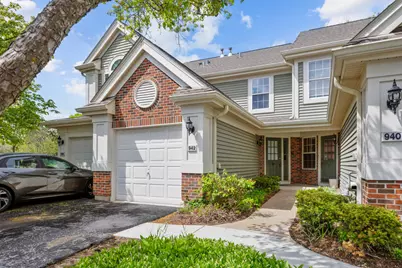942 Little Falls Court, Elk Grove Village, IL 60007 - Photo 1