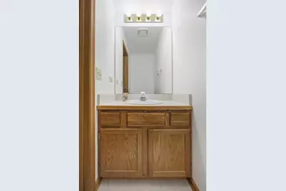 942 Little Falls Court, Elk Grove Village, IL 60007 - Photo 15