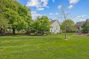 942 Little Falls Ct, Elk Grove Village, IL 60007 - Photo 29