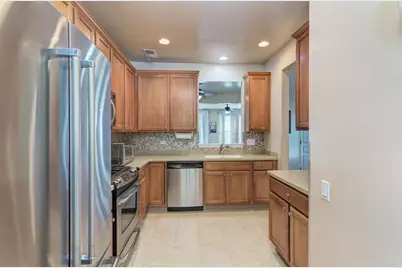 2886 Edgewater Drive, Elgin, IL 60124 - Photo 9