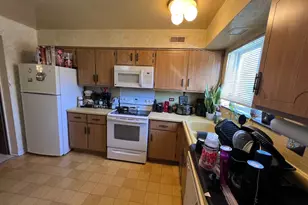 9409 Bay Colony Dr, Des Plaines, IL 60016 - Photo 5