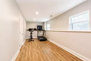 7042 W Berwyn Ave, Chicago, IL 60656 - Photo 59