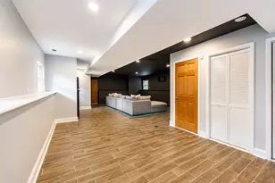 7042 W Berwyn Ave, Chicago, IL 60656 - Photo 57
