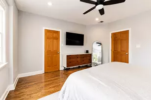 7042 W Berwyn Ave, Chicago, IL 60656 - Photo 37