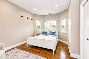 7042 W Berwyn Ave, Chicago, IL 60656 - Photo 39