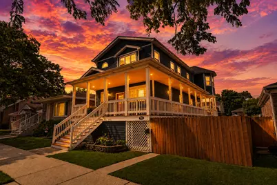 7042 W Berwyn Avenue, Chicago, IL 60656 - Photo 1