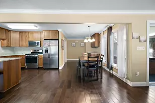 1305 Oaktree Ln, Kankakee, IL 60901 - Photo 15