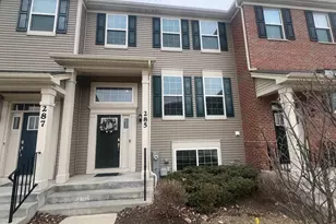285 Lakeshore Dr, Oswego, IL 60543 - Photo 1
