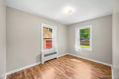 746 Parkway Avenue, Elgin, IL 60120 - Photo 17