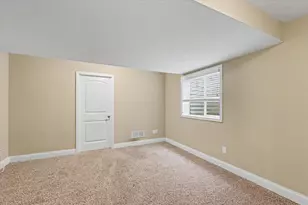 601 Silver Lake Ct, Savoy, IL 61874 - Photo 37