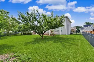 601 Silver Lake Ct, Savoy, IL 61874 - Photo 45