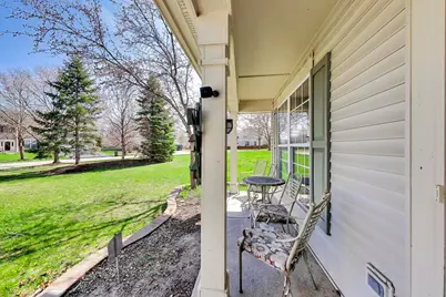 447 Talismon Court, Crystal Lake, IL 60012 - Photo 5