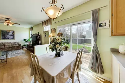 447 Talismon Court, Crystal Lake, IL 60012 - Photo 11