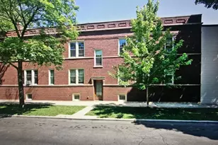 2252 W Waveland Ave, Chicago, IL 60618 - Photo 17