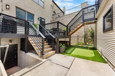 1340 W Melrose Street, Chicago, IL 60657 - Photo 25