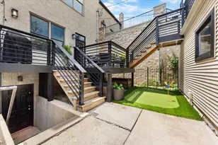 1340 W Melrose St, Chicago, IL 60657 - Photo 25