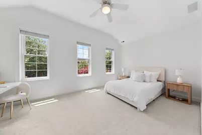 1340 W Melrose Street, Chicago, IL 60657 - Photo 15