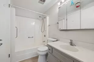 1424 Woodbridge Rd, Joliet, IL 60436 - Photo 13