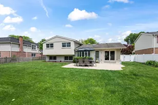 1211 W Haven Dr, Arlington Heights, IL 60005 - Photo 23