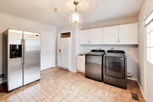 4225 Terri-Lyn Ln, Northbrook, IL 60062 - Photo 11