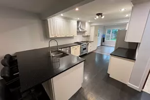 17 N Iowa Ave, Addison, IL 60101 - Photo 11