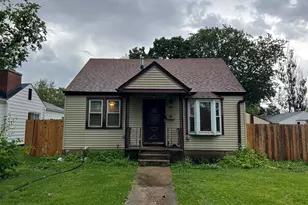 17 N Iowa Ave, Addison, IL 60101 - Photo 3