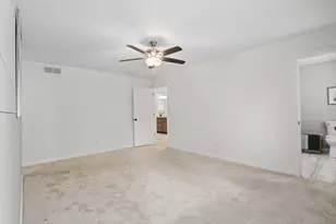 1210 Wilshire Ct, Champaign, IL 61821 - Photo 37