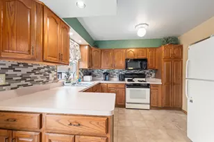 17313 64th Ct, Tinley Park, IL 60477 - Photo 5