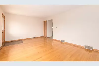 7234 W Fitch Avenue, Chicago, IL 60631 - Photo 5