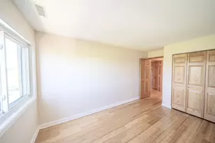 625 W Huntington Commons Rd, Mount Prospect, IL 60056 - Photo 19