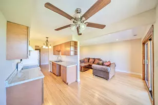 625 W Huntington Commons Rd, Mount Prospect, IL 60056 - Photo 15