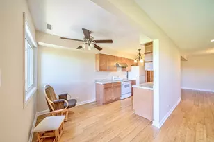 625 W Huntington Commons Rd, Mount Prospect, IL 60056 - Photo 17