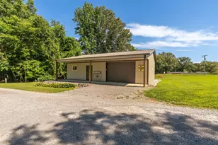 180 White Oak Ln, Harrisburg, IL 62946 - Photo 31