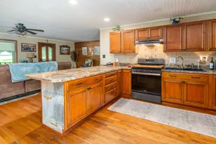 180 White Oak Ln, Harrisburg, IL 62946 - Photo 9