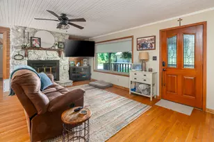 180 White Oak Ln, Harrisburg, IL 62946 - Photo 5
