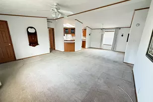 221 Begonia Dr, Matteson, IL 60443 - Photo 7