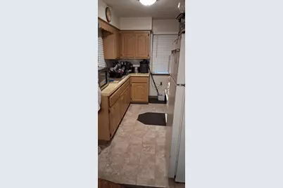 3707 Oak Grove Avenue, Rockford, IL 61108 - Photo 5