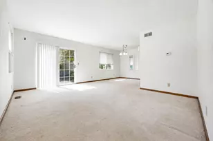 615 Silver Creek Rd, Woodstock, IL 60098 - Photo 11