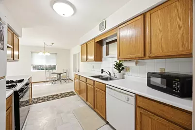 615 Silver Creek Road #615, Woodstock, IL 60098 - Photo 15