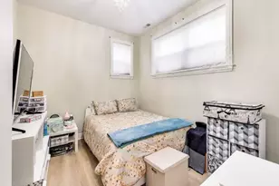 2551 W Arthur Ave, Chicago, IL 60645 - Photo 31