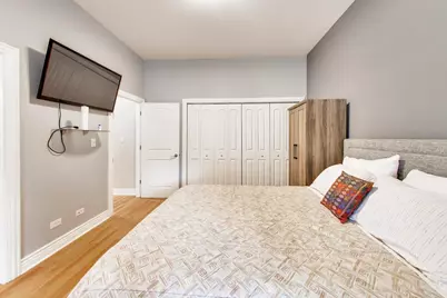 2551 W Arthur Avenue #1W, Chicago, IL 60645 - Photo 15