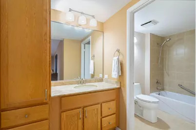 6340 Americana Drive #1101, Willowbrook, IL 60527 - Photo 19