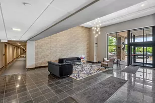 6340 Americana Dr, Willowbrook, IL 60527 - Photo 31