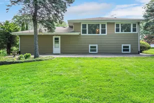 102 Hill St, Roselle, IL 60172 - Photo 3